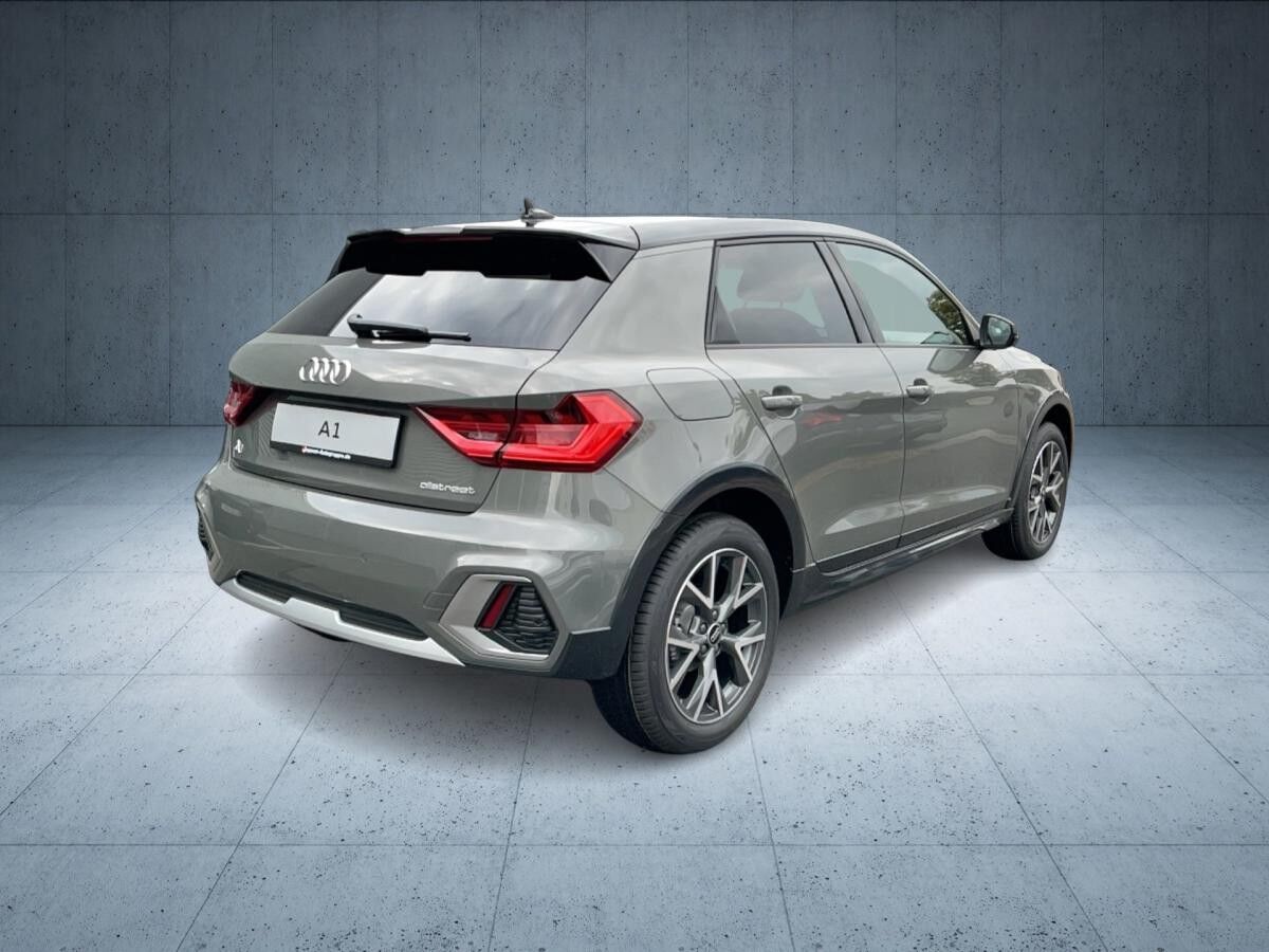 Audi A1 allstreet 30 TFSI S tr. LED ACC 17 Virtual