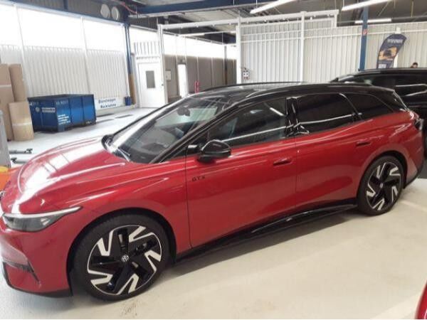 Volkswagen ID.7 Tourer GTX 4-Motion Navi IQ.Light DAB+