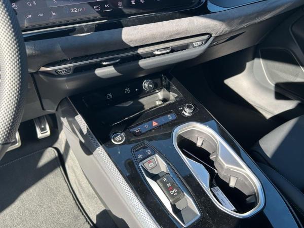 Audi A6 Avant e-hybrid QUATTRO+S-LINE+EDIT.ONE+AHK+TECHPLUS+