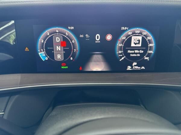 Volkswagen Tayron 1.5 eTSI Elegance DSG 7-Sitzer+AHK+Navi - Gewerblich