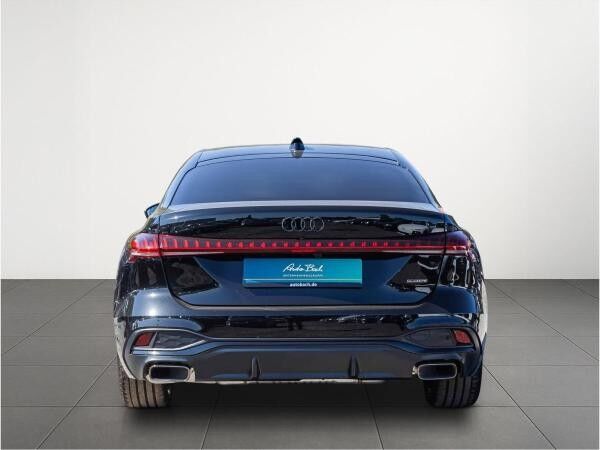 Audi A5 Limousine e-hybrid quattro S tronic
