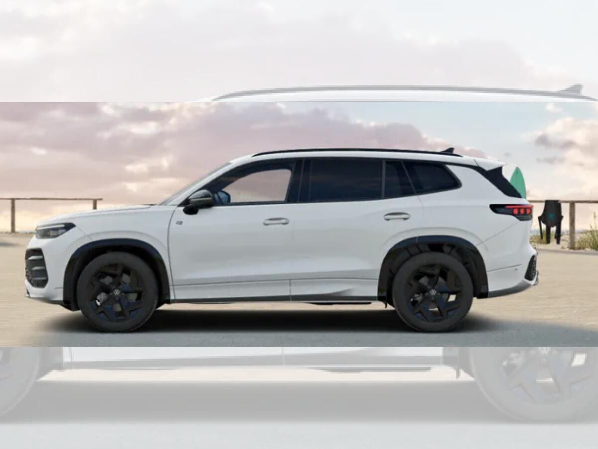 Volkswagen Tayron R-LINE|BLACK STYLE|AHK|CAM|AAC|IQ-DRIVE|MATRIX|