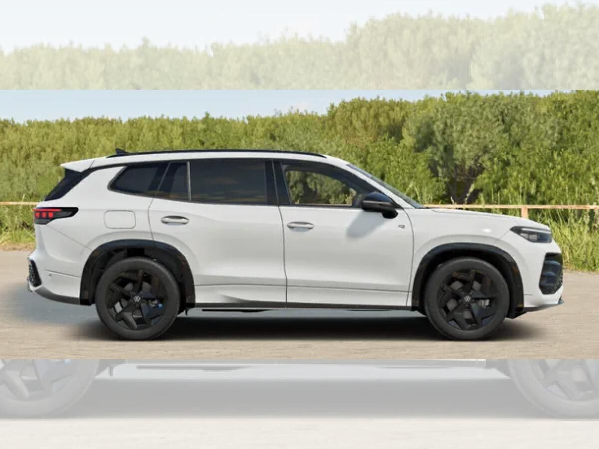 Volkswagen Tayron R-LINE|BLACK STYLE|AHK|CAM|AAC|IQ-DRIVE|MATRIX|