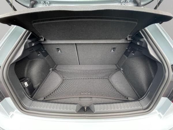 Audi A1 SB 35 TFSI S line LED Navi PDC+ Teilleder