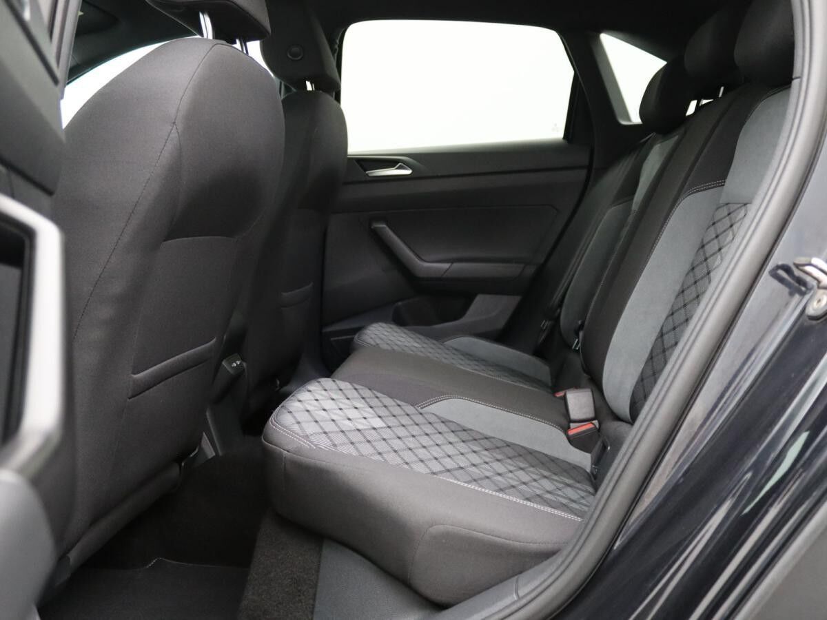 Volkswagen Taigo R-Line 1.5TSI DSG/ IQ.Drive, Matrix, Beats