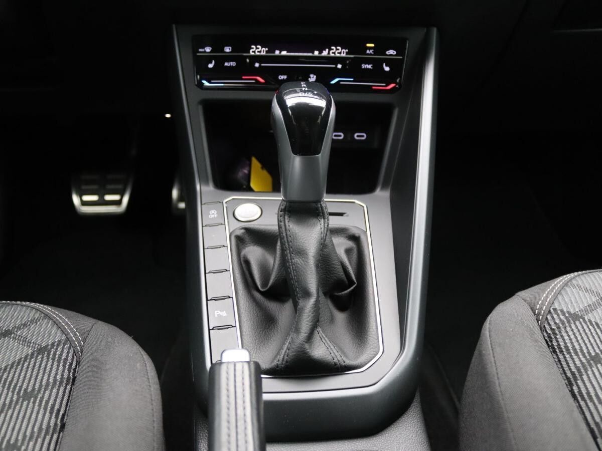 Volkswagen Taigo R-Line 1.5TSI DSG/ IQ.Drive, Matrix, Beats