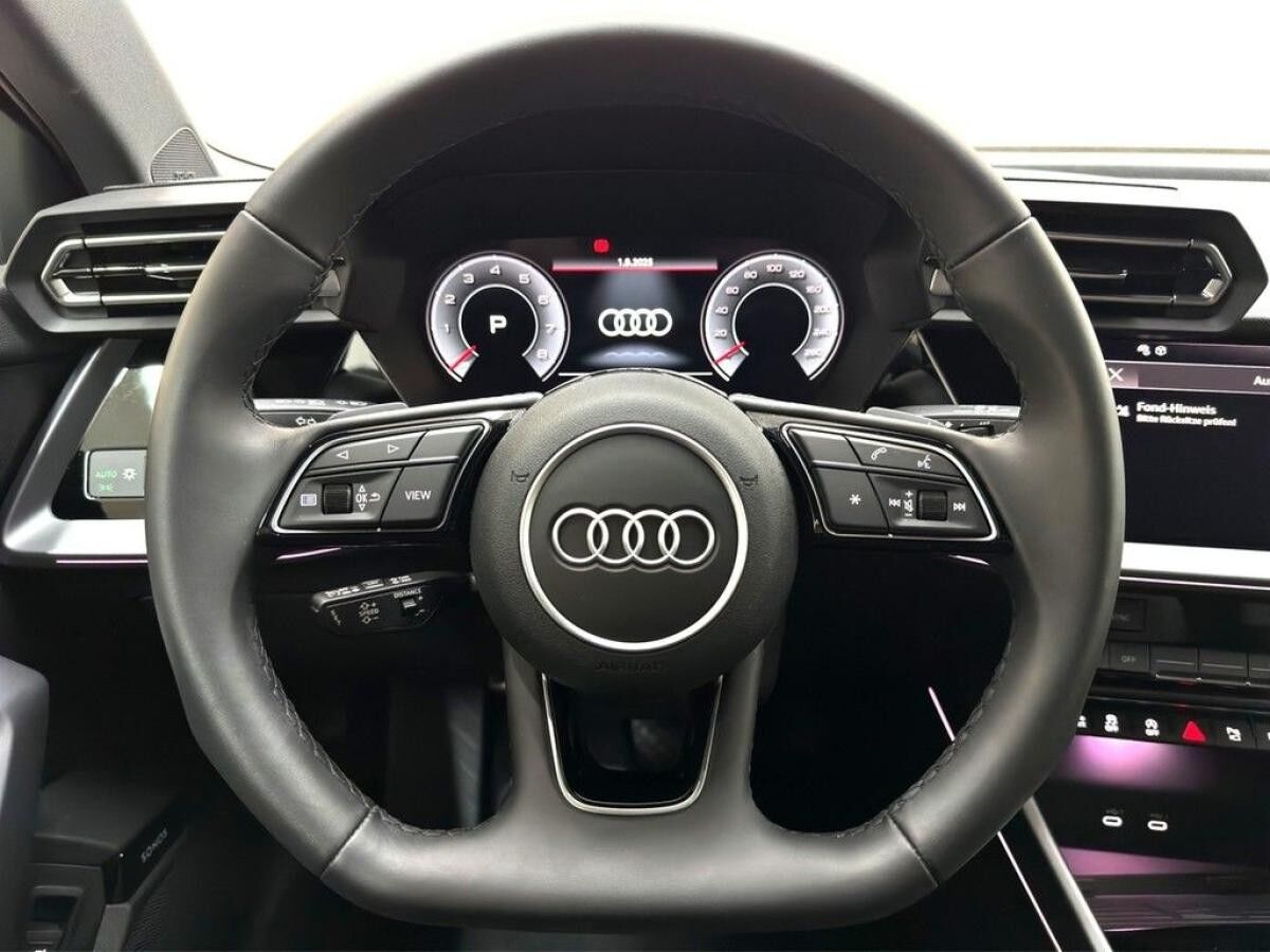 Audi A3 Sportback 30 TFSI S tronic HUD*LED*NAV*SHZ*ACC*PDC*360°*EL.HECKKL*VIRTUAL*18"