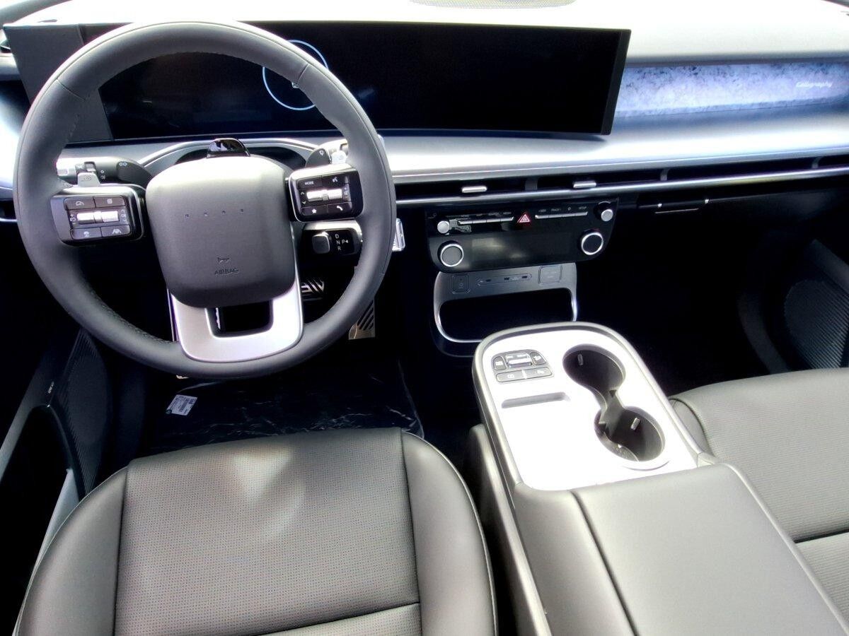 Hyundai IONIQ 9 6-Sitzer UNIQ 4WD PANO|BOSE|MATRIX-LED