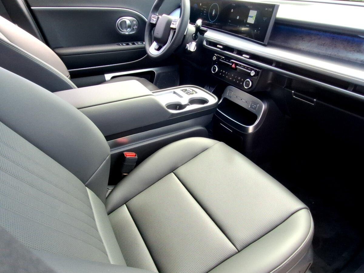 Hyundai IONIQ 9 6-Sitzer UNIQ 4WD PANO|BOSE|MATRIX-LED