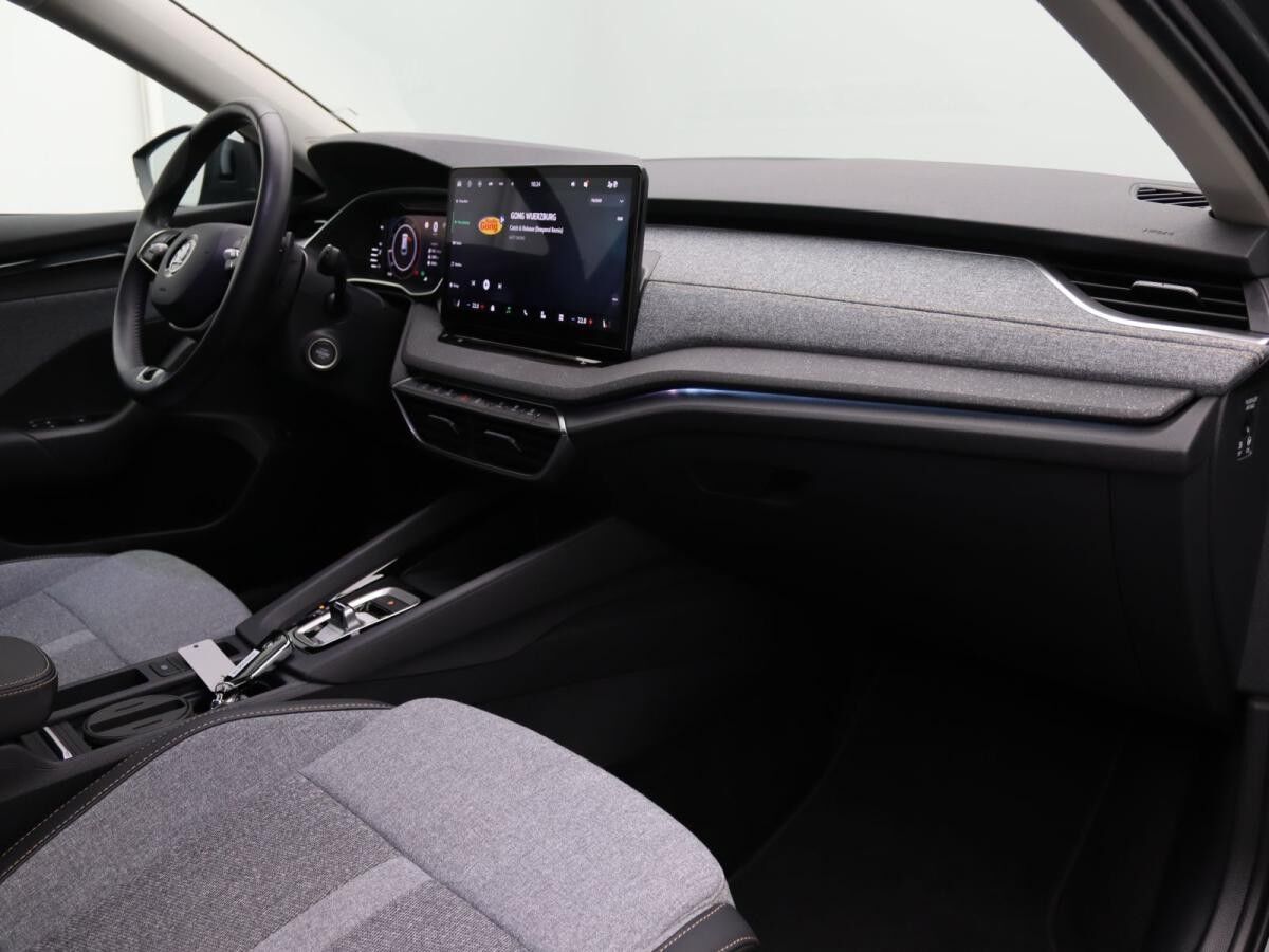 Skoda Octavia Selection 2.0TDI DSG / Matrix, Navi, RFK