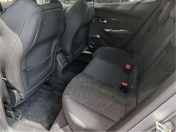 Peugeot 2008 GT Automatik Benzin Mild-Hybrid 145 ❗SOFORT VERFÜGBAR❗