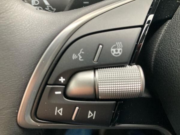 Skoda Scala TOUR 1.0TSI DSG INFOTAINM.FAHRASS+.SIMPLY CLEVER