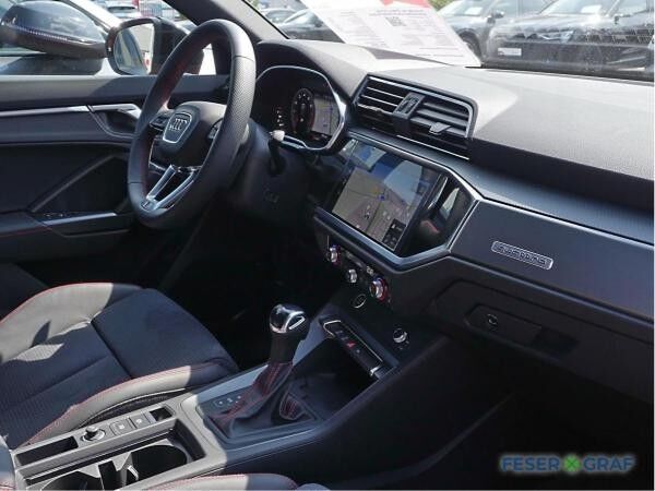 Audi Q3 40 TFSI q. S line Int/LED/Navi/ACC/AHK/19 Zol