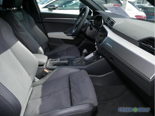 Audi Q3 Sportback 40 TFSI q. S line Int/LED/ACC/AHK/S