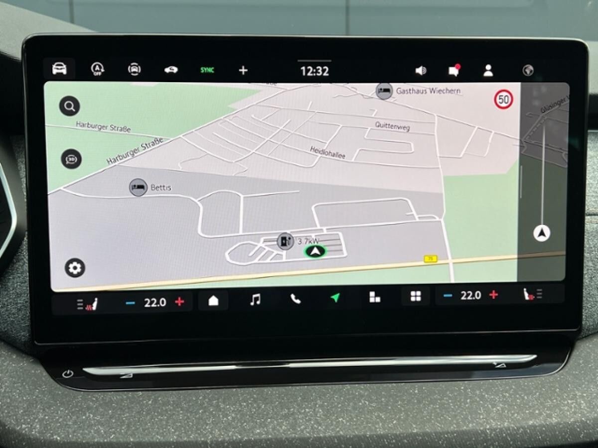 Skoda Octavia Combi TOUR 2.0 TDI DSG **AHK, Travel Assist**