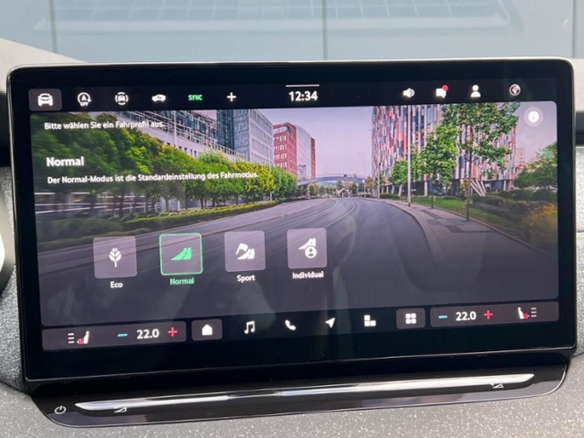 Skoda Octavia Combi TOUR 2.0 TDI DSG **AHK, Travel Assist**