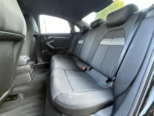 Audi A3 Limousine S line 35TFSI Navi+/SHZ/SONOS/HUD/A