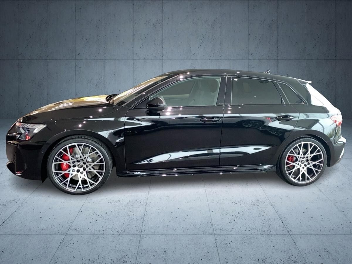Audi RS3 RS 3 Sportback S tr. Vmax280 adFahrw. PANO RS-Abg