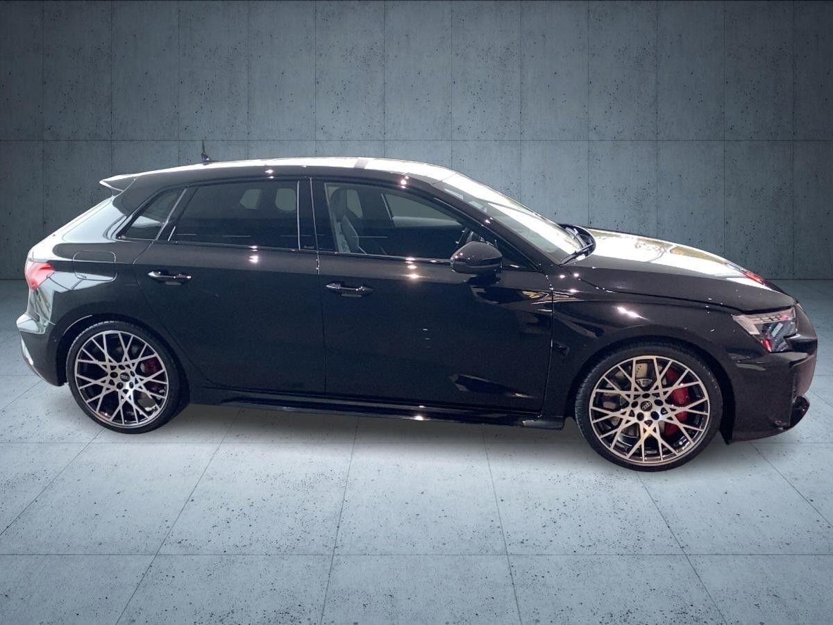 Audi RS3 RS 3 Sportback S tr. Vmax280 adFahrw. PANO RS-Abg