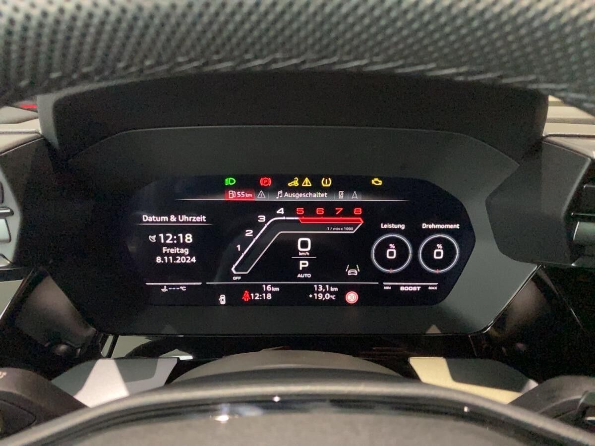 Audi RS3 RS 3 Sportback S tr. Vmax280 adFahrw. PANO RS-Abg