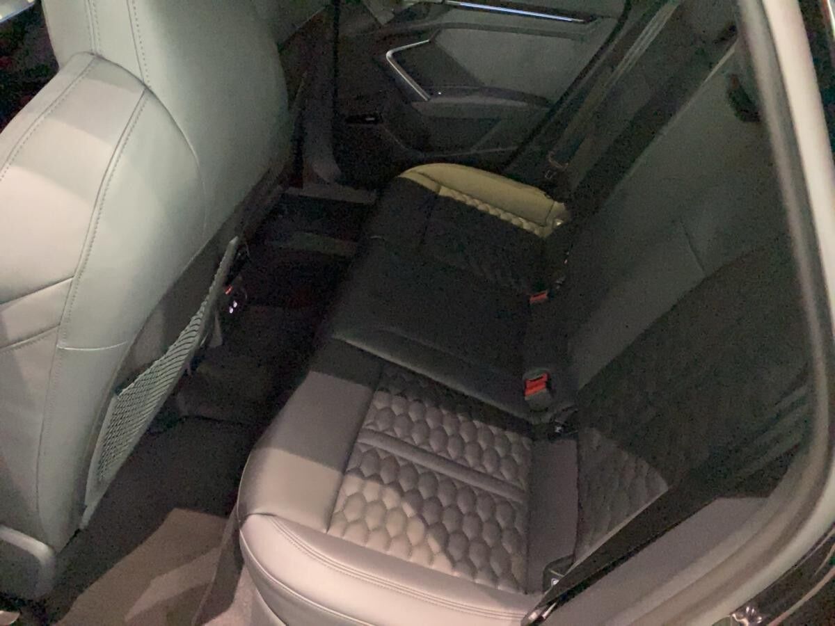 Audi RS3 RS 3 Sportback S tr. Vmax280 adFahrw. PANO RS-Abg