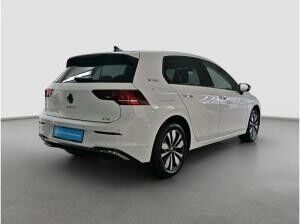 Volkswagen Golf VIII Life GOAL 1.5 eTSI ACC LED AHK