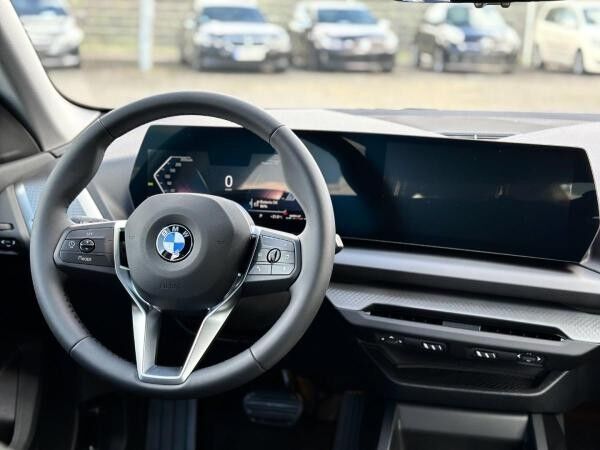 BMW 220 Gran Coupé DAB LED RFK Komfortzg. AHK schw.