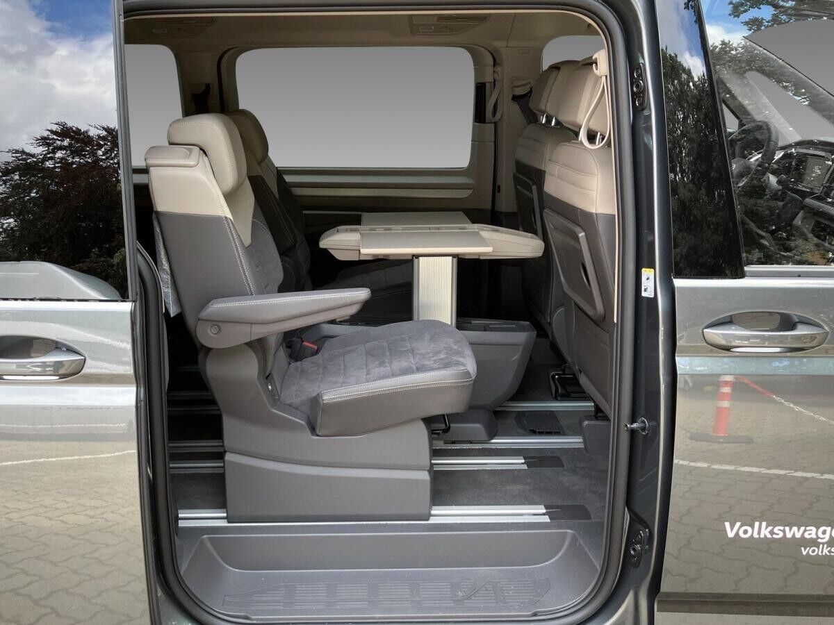 Volkswagen Multivan Life 2.0 TDI DSG AHK LED DCC AppCon