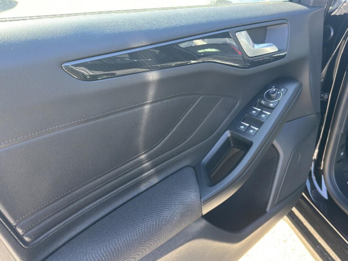 Ford Focus 1,0 EcoBoost 114kW ST-Line Automatik Winterpaket