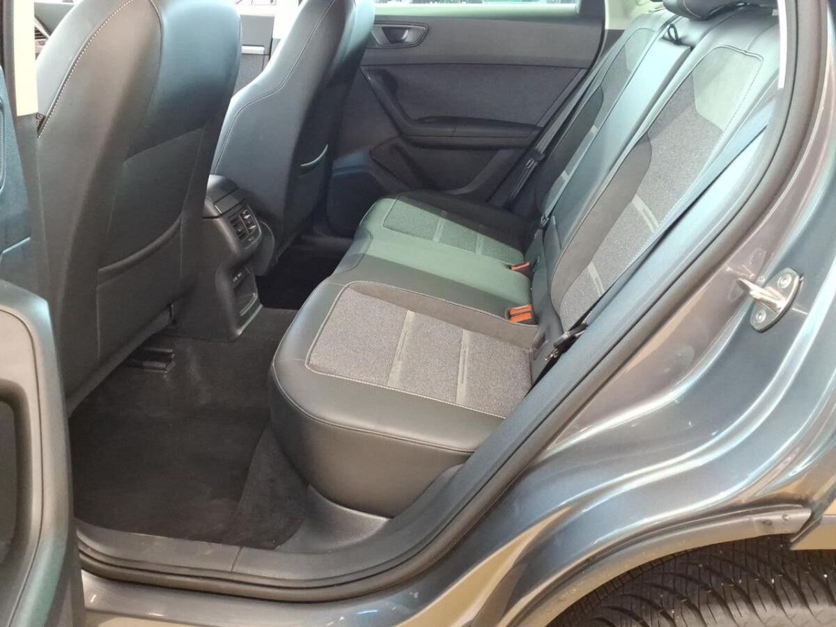 Seat Ateca Xperience 1.5TSI DSG / Navi, AHK, RFK, LED