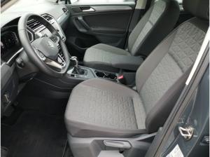 Volkswagen Tiguan Life 2.0TDI DSG Navi LED AHK ViritualCock