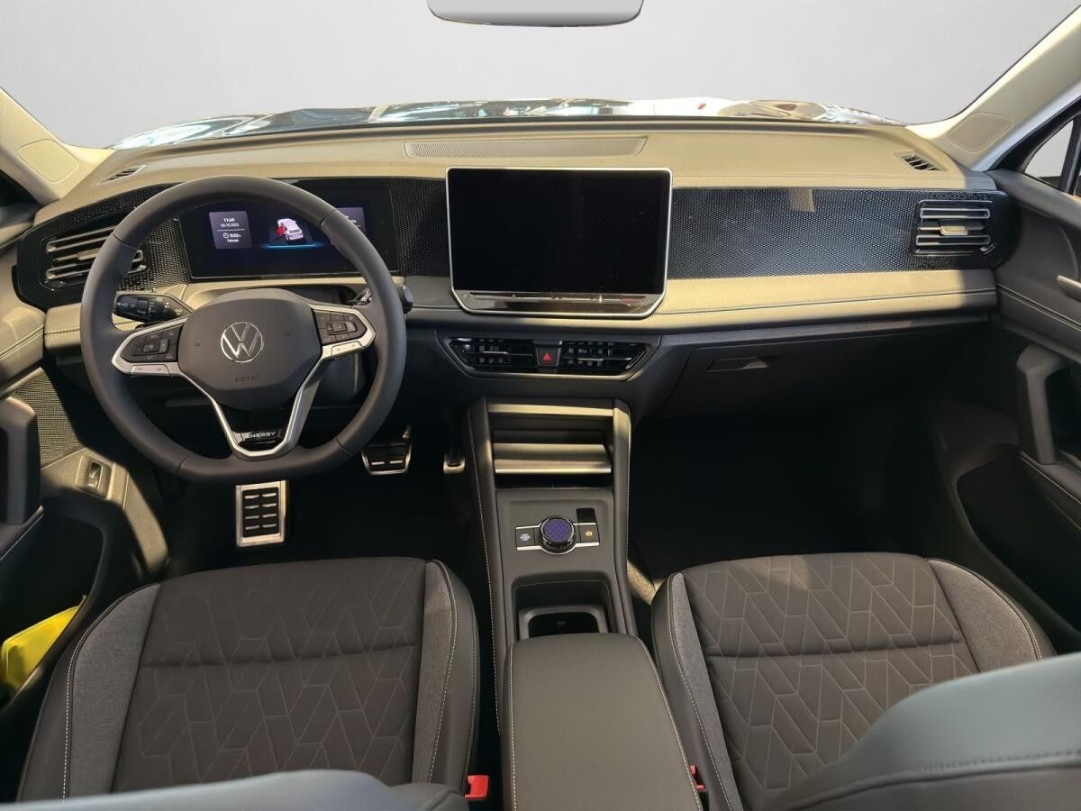 Volkswagen Tiguan ENERGY 1.5 eTSI DSG GANJZR PARKASSIST