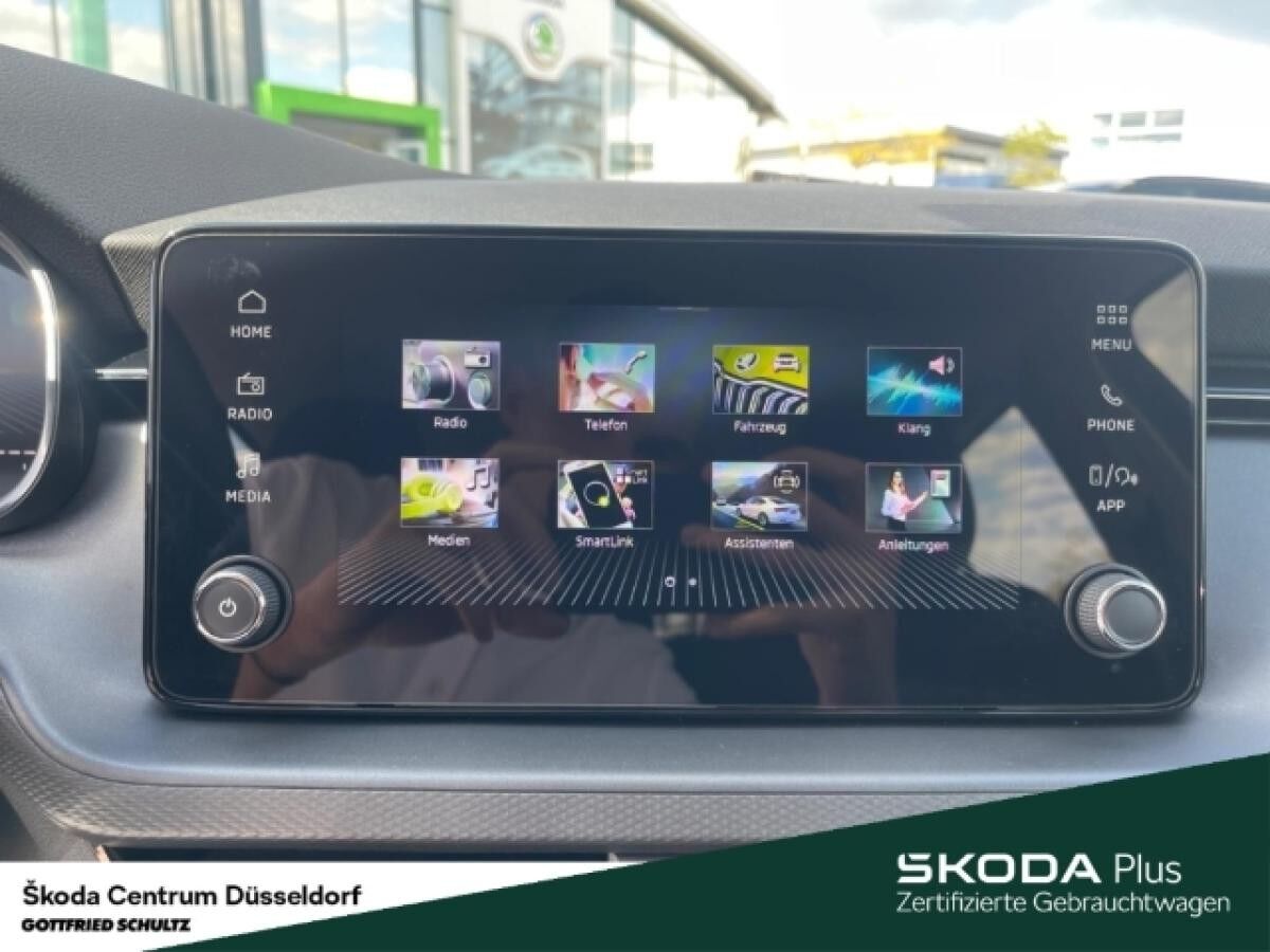 Skoda Scala Essence TSI DSG AHK Winter-Paket Fahrassistenz-System