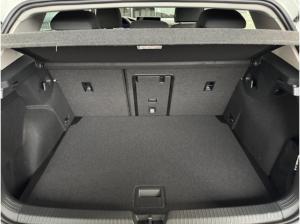 Volkswagen Golf VIII 1.5 Life HUD Navi Digitales Cockpit LED Sperrdiff. ACC Apple CarPlay