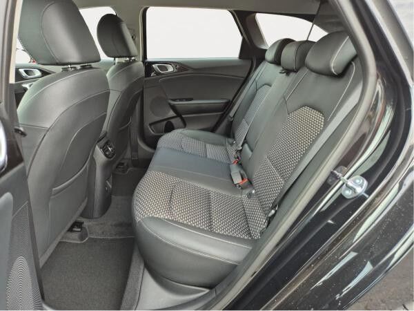 Kia Ceed SW 1.5T SPIRIT | LEDER-PAKET | TECHNOLOGIE-PAKET |