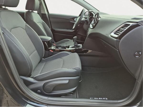 Kia Ceed SW 1.5T SPIRIT | LEDER-PAKET | TECHNOLOGIE-PAKET |