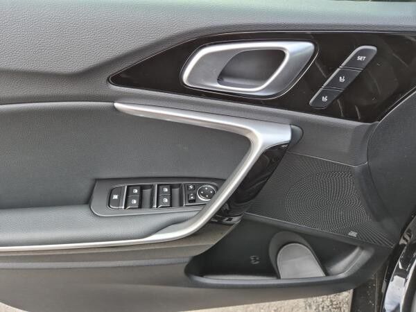 Kia Ceed SW 1.5T SPIRIT | LEDER-PAKET | TECH | GEWERBLICH |