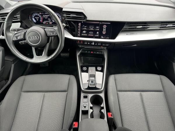 Audi A3 Limousine 35 TFSI advanced LED/MMI/Interface/Assist/uvm.