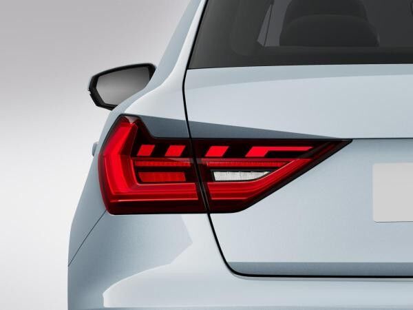 Audi A1 Sportback 35 TFSI S line ACC LED Keyless SHZ