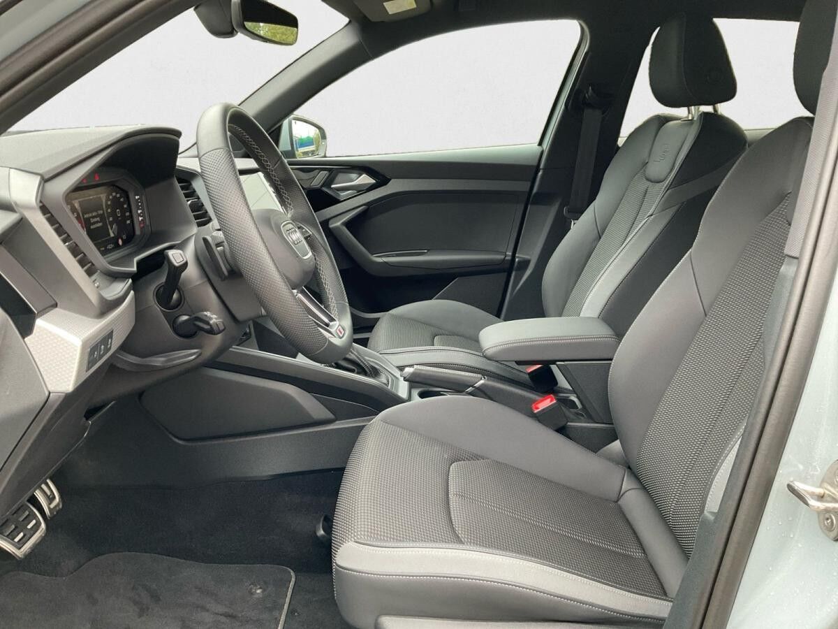 Audi A1 Sportback 35 TFSI S line ACC LED Keyless SHZ