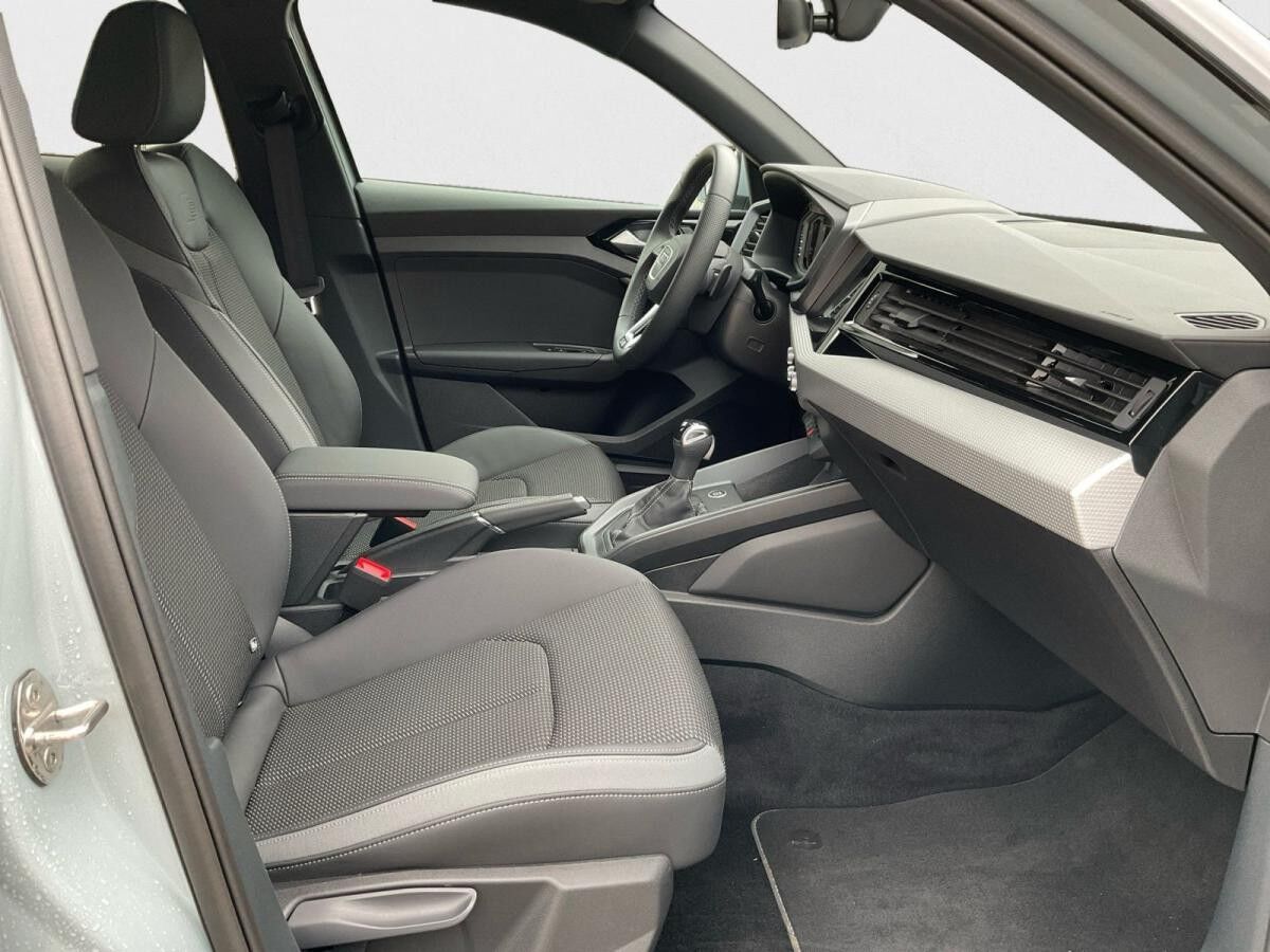 Audi A1 Sportback 35 TFSI S line ACC LED Keyless SHZ