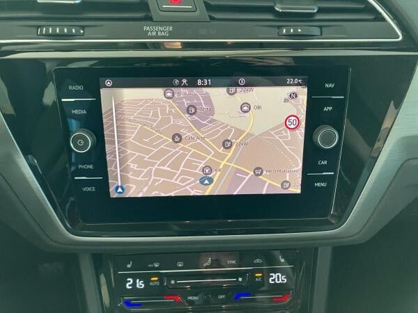 Volkswagen Touran CL 1.5TSI ACC.7-SITZE.NAVI+VC.2xPDC.APP-C.SHZ