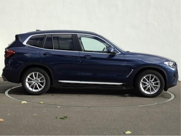 BMW X3 xDrive20i STANDHZ+AHK+LASERL+KAMERA+ACC+HIFI