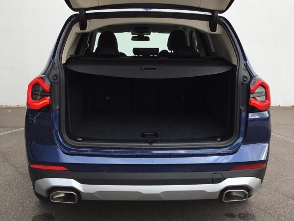 BMW X3 xDrive20i STANDHZ+AHK+LASERL+KAMERA+ACC+HIFI