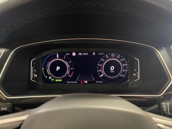 Volkswagen Tiguan 1.4 eHybrid R-Line Matrix LM 19" Navi RFK ACC
