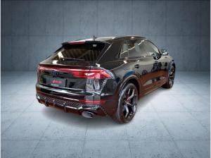 Audi RS Q8 SUV performance tiptr. Vmax305 Laser PANO