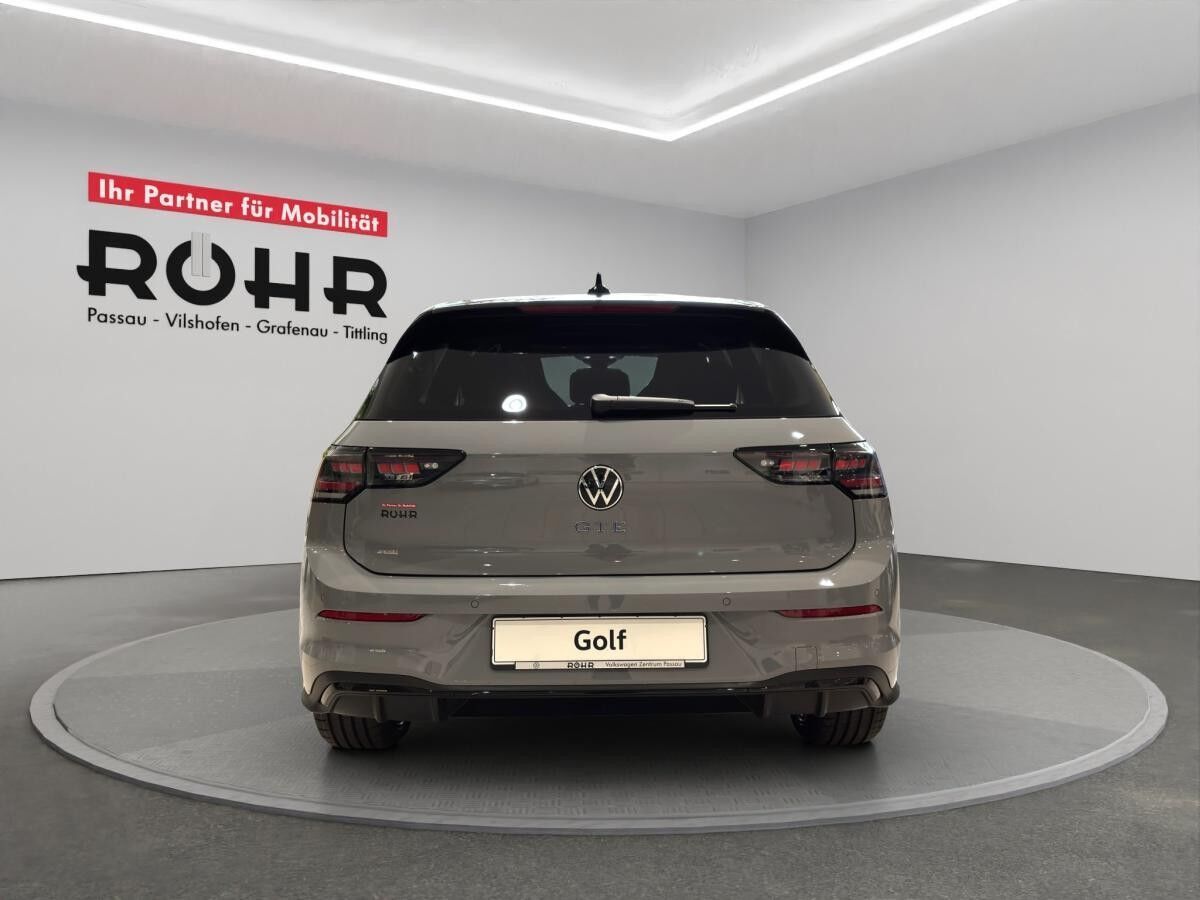 Volkswagen Golf VIII GTE (AHK/BlackStyle) 1.5 l eHybrid 6-Gang-DSG