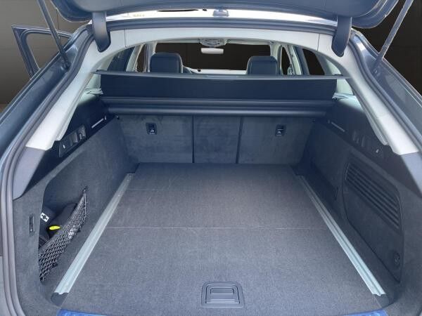 Audi A6 Avant S line 50 TDI quattro