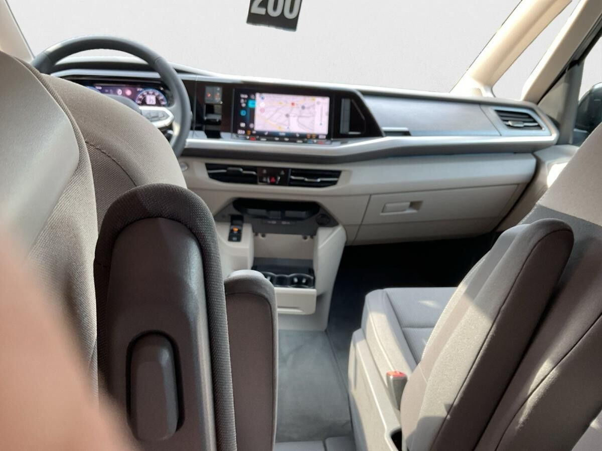 Volkswagen Multivan Life 2.0 TDI DSG KÜ AHK Kamera