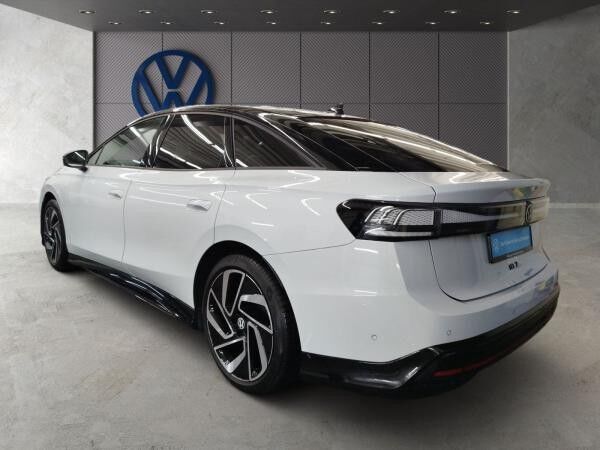 Volkswagen ID.7 Pro Navi IQ.Light ACC DAB+ FrontAssist